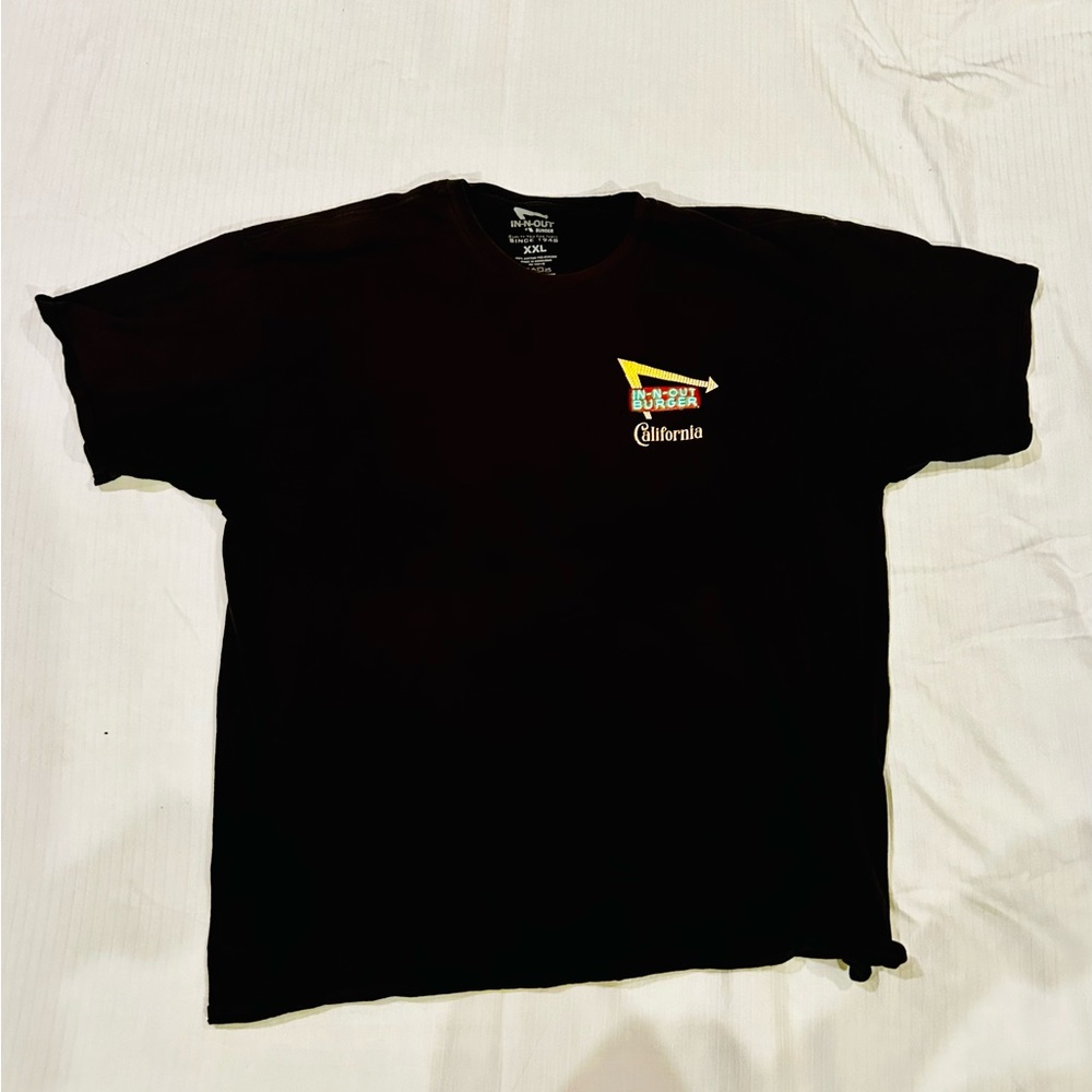 IN- N- OUT Vintage T shirt 🔥